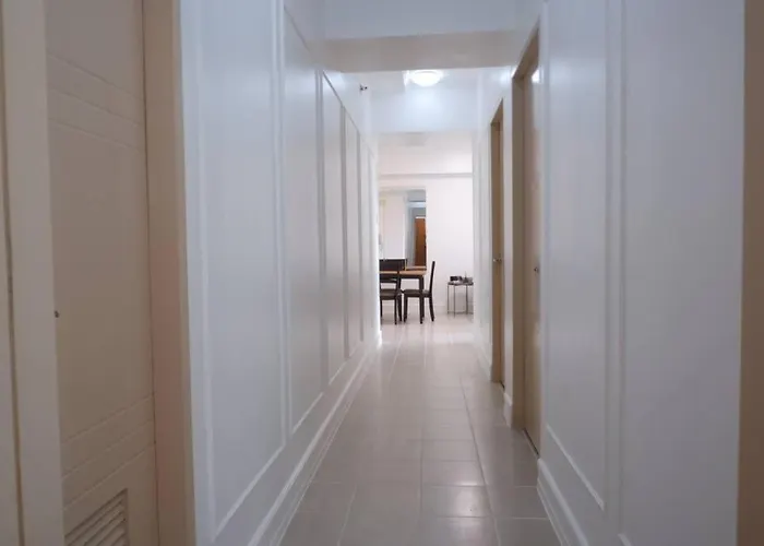 Appartement à 3 Chambres à Coucher